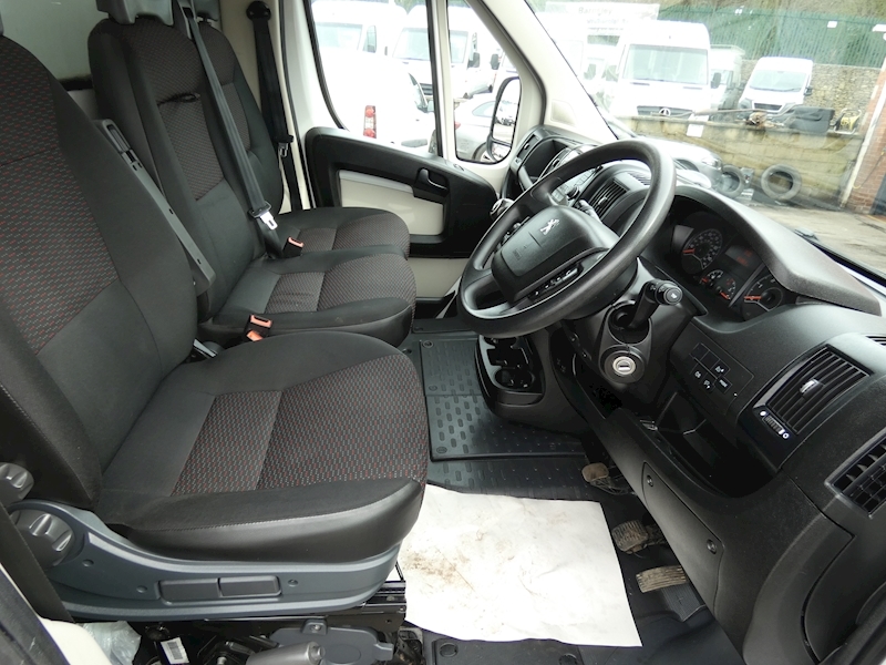 Peugeot 2017 17 PEUGEOT BOXER 2.0 BLUEHDI 335 HIGHWAYS MAINTENANCE CONE PICKUP ONLY 65K