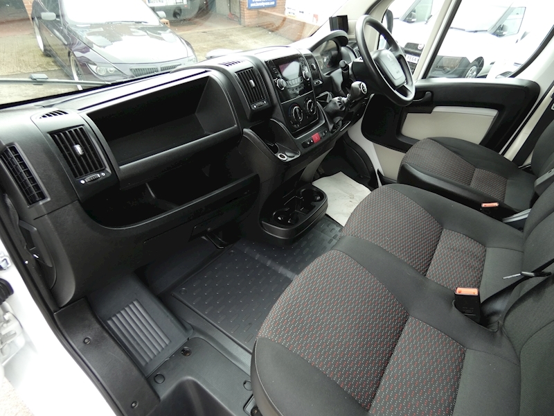 Peugeot 2017 17 PEUGEOT BOXER 2.0 BLUEHDI 335 HIGHWAYS MAINTENANCE CONE PICKUP ONLY 65K