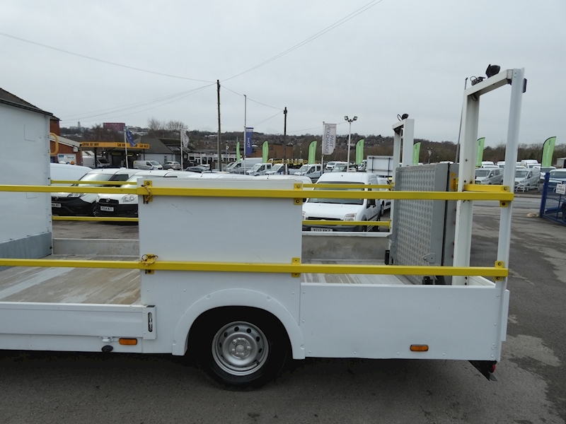 Peugeot 2017 17 PEUGEOT BOXER 2.0 BLUEHDI 335 HIGHWAYS MAINTENANCE CONE PICKUP ONLY 65K