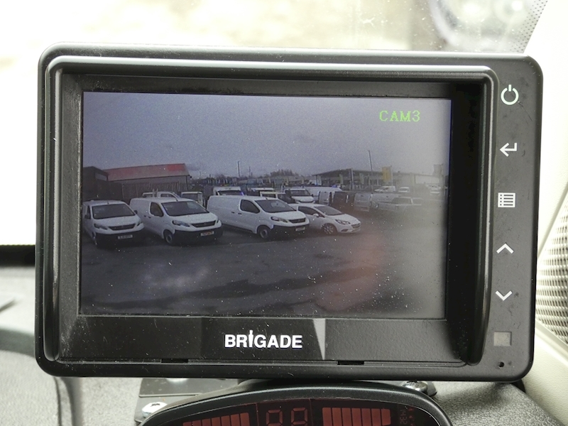 Peugeot 2017 17 PEUGEOT BOXER 2.0 BLUEHDI 335 HIGHWAYS MAINTENANCE CONE PICKUP ONLY 65K