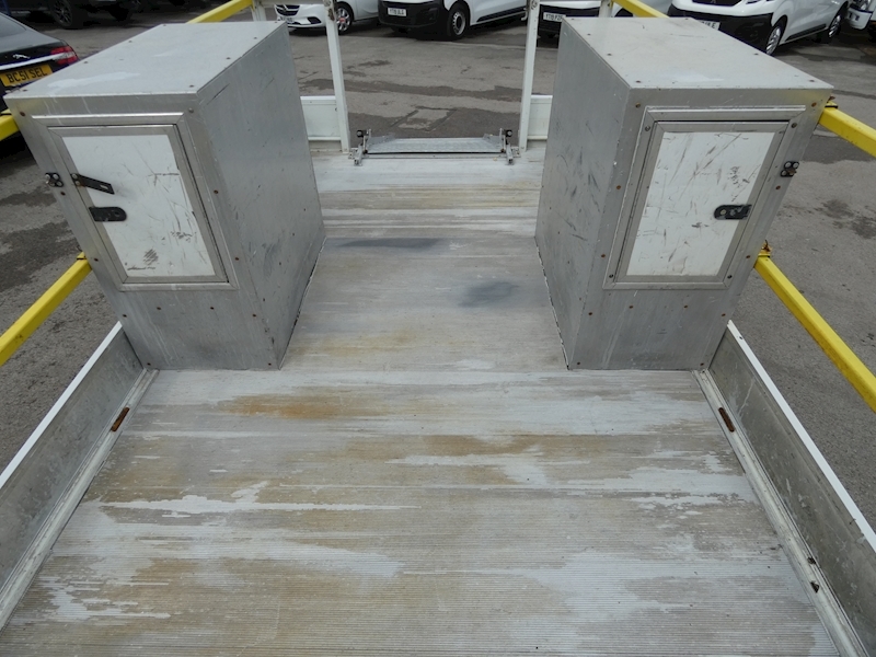 Peugeot 2017 17 PEUGEOT BOXER 2.0 BLUEHDI 335 HIGHWAYS MAINTENANCE CONE PICKUP ONLY 65K