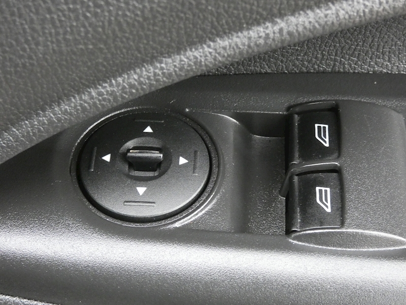 Ford 2014 64 FORD TRANSIT CONNECT 1.6TDCI 210 LWB TREND DOG VAN SECURITY VAN ONLY 44K EX COUNCIL