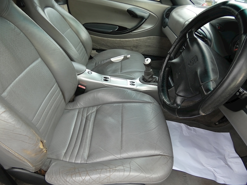 Porsche 1999 T PORSCHE BOXSTER 986 CONVERTIBLE WITH HARD TOP FULL REFURB