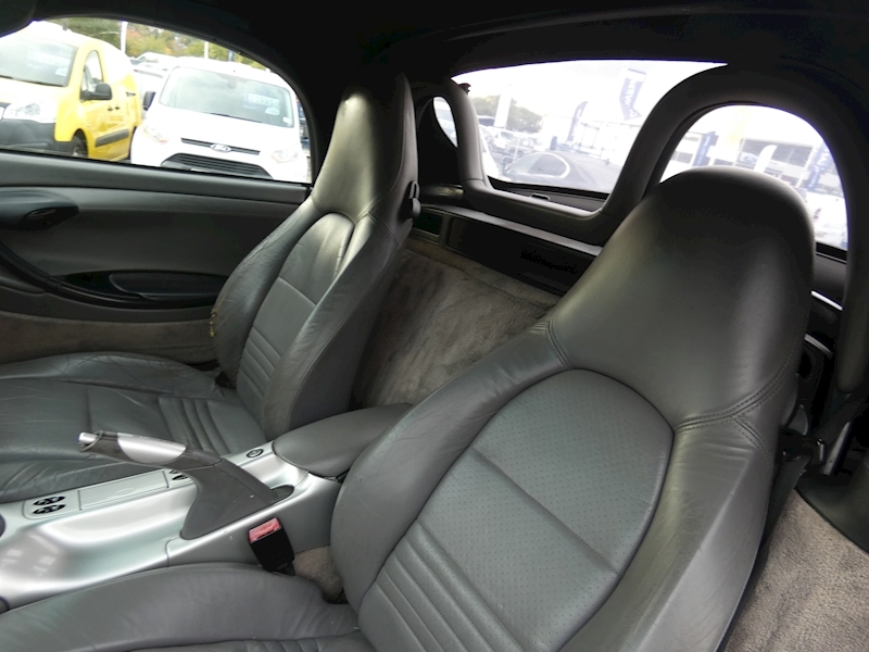 Porsche 1999 T PORSCHE BOXSTER 986 CONVERTIBLE WITH HARD TOP FULL REFURB