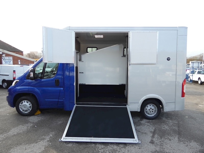 Peugeot 2019 19 PEUGEOT BOXER L3 2.0BLUE HDI EURO 6 130PS HORSEBOX CONVERSION