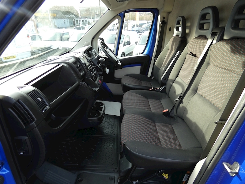 Peugeot 2019 19 PEUGEOT BOXER L3 2.0BLUE HDI EURO 6 130PS HORSEBOX CONVERSION