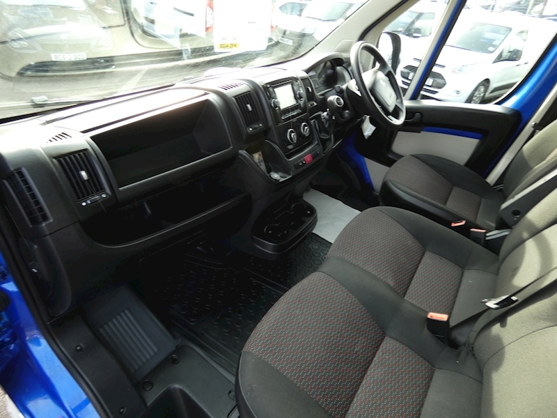 Peugeot 2019 19 PEUGEOT BOXER L3 2.0BLUE HDI EURO 6 130PS HORSEBOX CONVERSION