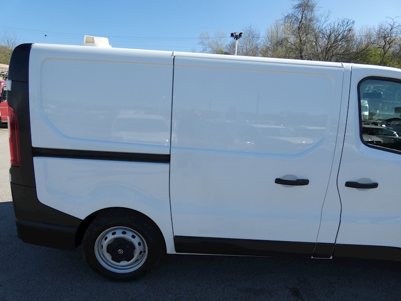 Vauxhall 2015 15 VAUXHALL VIVARO 2900 1.6CDTI 4 CAGE DOG VAN EX POLICE