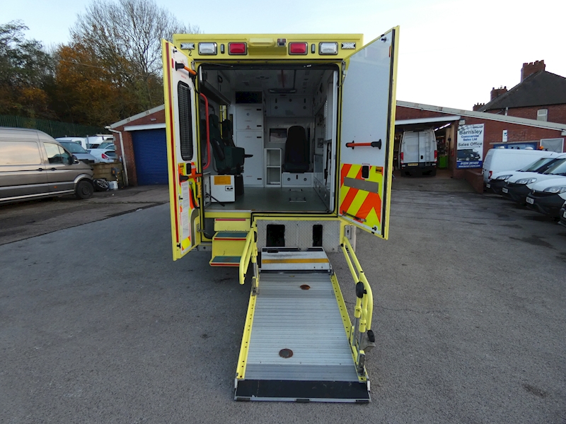 Mercedes-Benz 2014 14 MERCEDES SPRINTER 519 3.0CDI 190PS EX AMBULANCE BEGGING TO BE CONVERTED