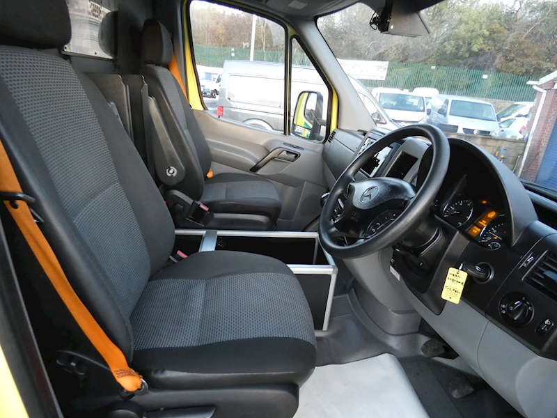 Mercedes-Benz 2014 14 MERCEDES SPRINTER 519 3.0CDI 190PS EX AMBULANCE BEGGING TO BE CONVERTED