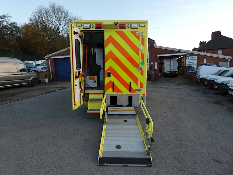 Mercedes-Benz 2014 14 MERCEDES SPRINTER 519 3.0CDI 190PS EX AMBULANCE BEGGING TO BE CONVERTED