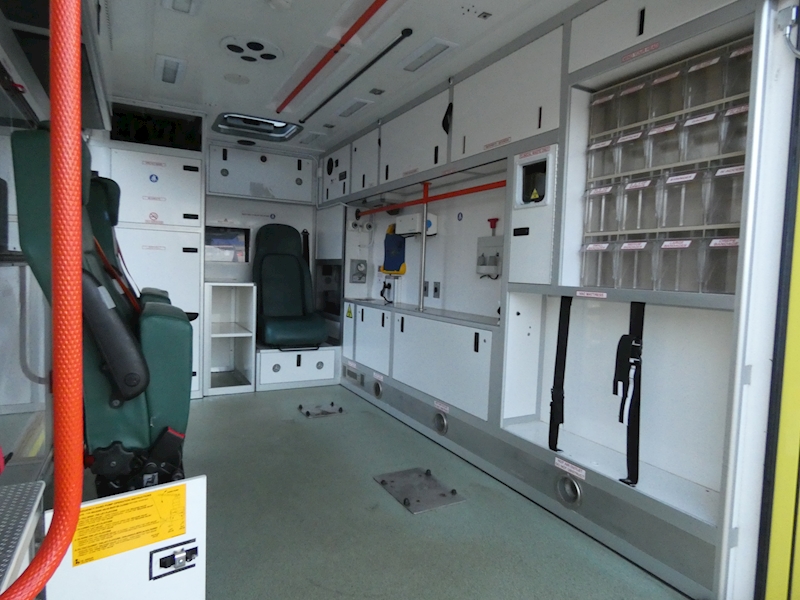 Mercedes-Benz 2014 14 MERCEDES SPRINTER 519 3.0CDI 190PS EX AMBULANCE BEGGING TO BE CONVERTED