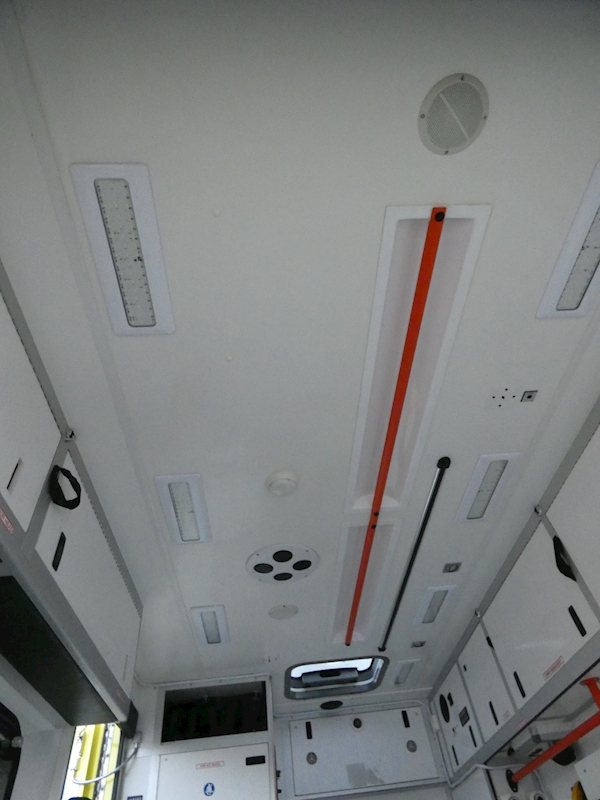 Mercedes-Benz 2014 14 MERCEDES SPRINTER 519 3.0CDI 190PS EX AMBULANCE BEGGING TO BE CONVERTED