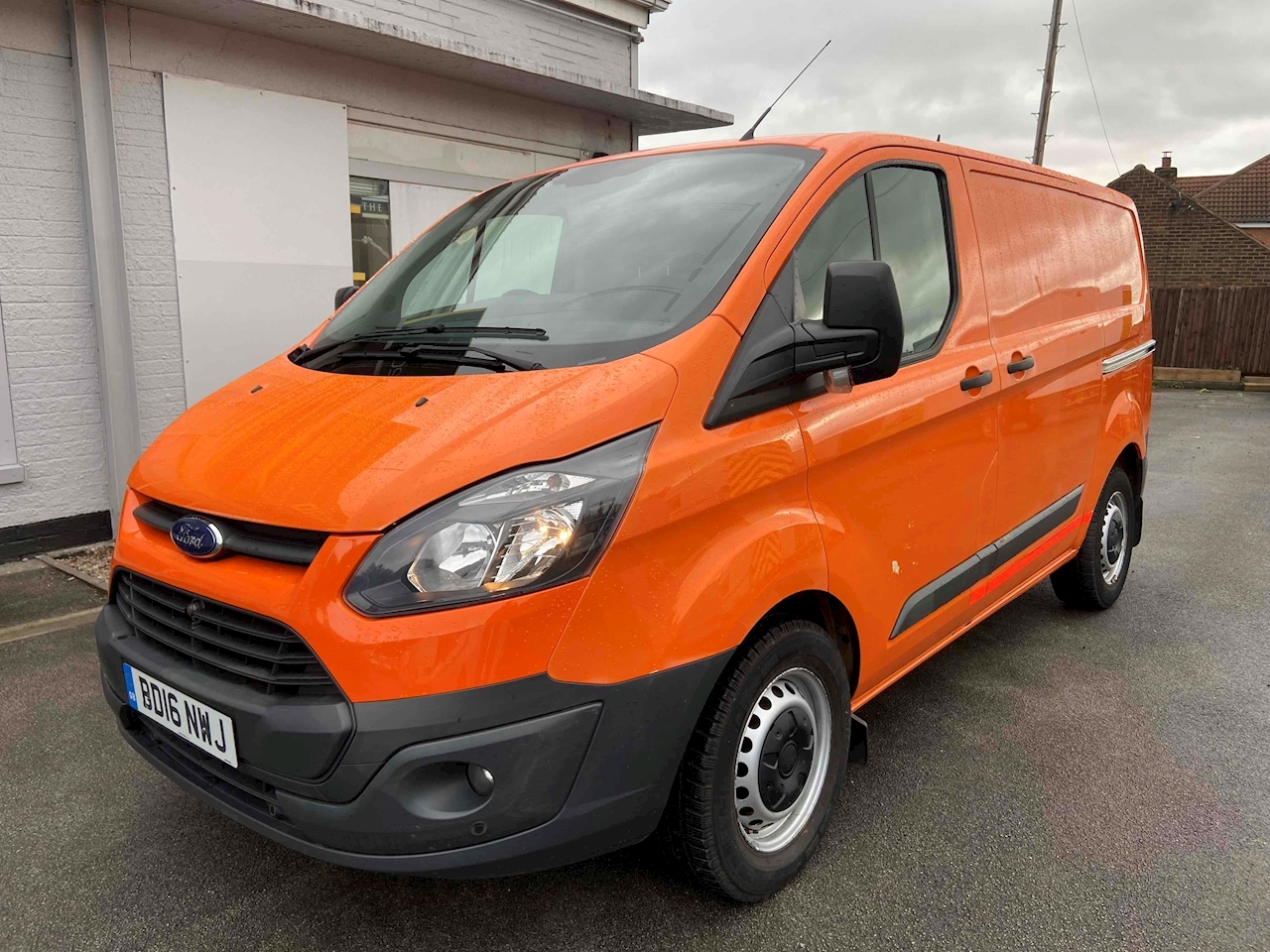 Used 2016 Ford Transit Custom TDCi 330 For Sale in Derbyshire (U5379 ...