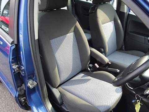 1.6 Zetec Climate Hatchback 5dr Petrol Manual (157 g/km, 99 bhp)