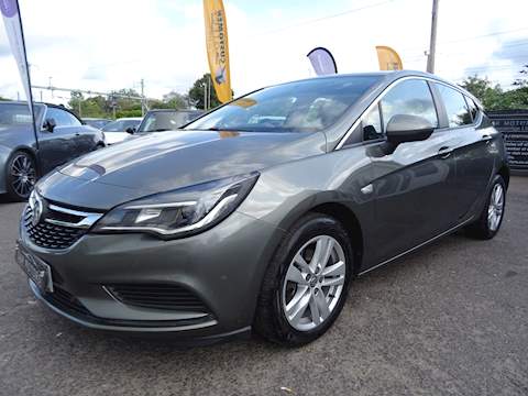 1.6 CDTi ecoTEC BlueInjection Tech Line Nav Hatchback 5dr Diesel (110 ps)