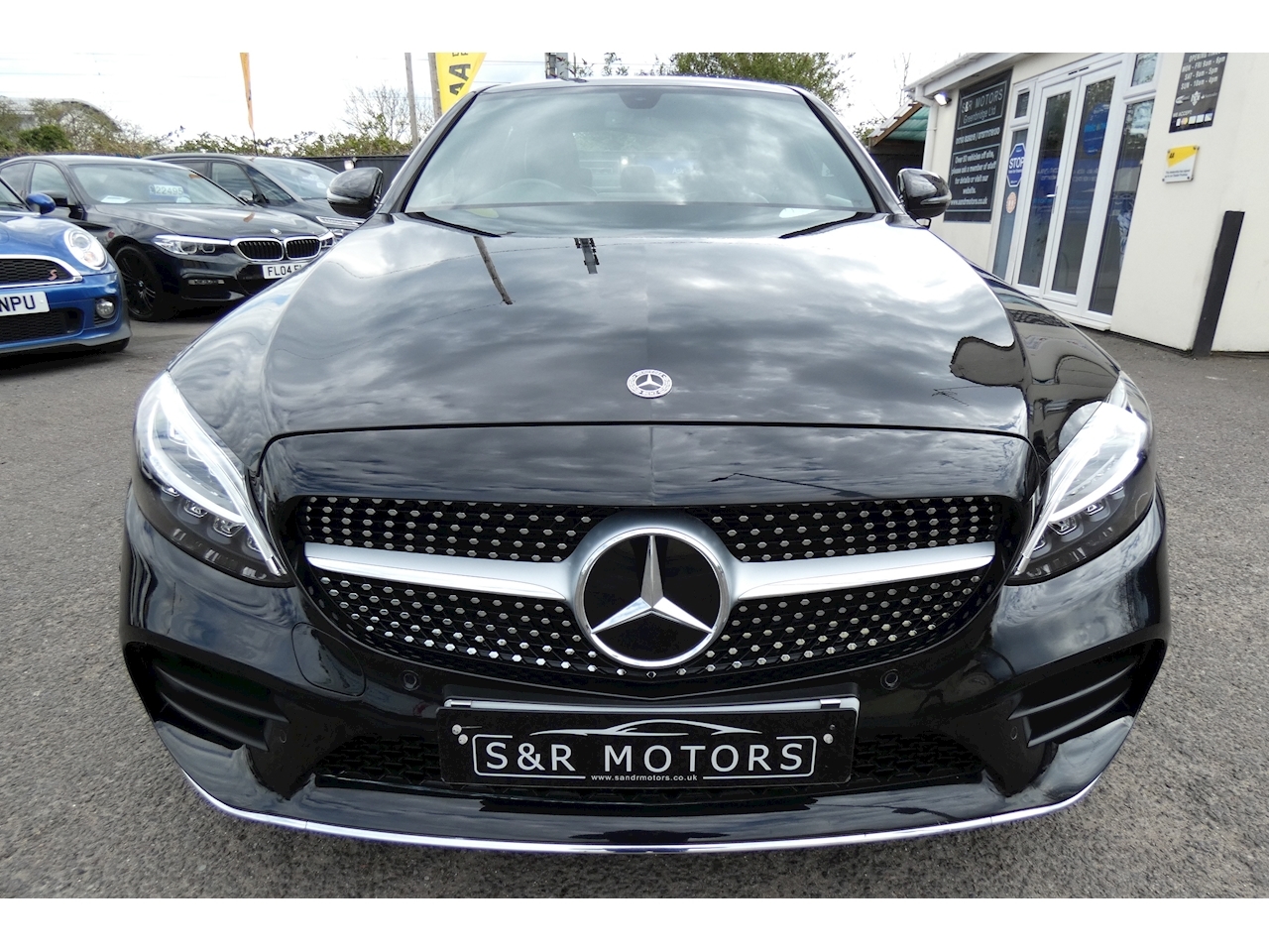 2.0 C220d AMG Line Saloon 4dr Diesel G-Tronic+ Euro 6 (s/s) (194 ps)
