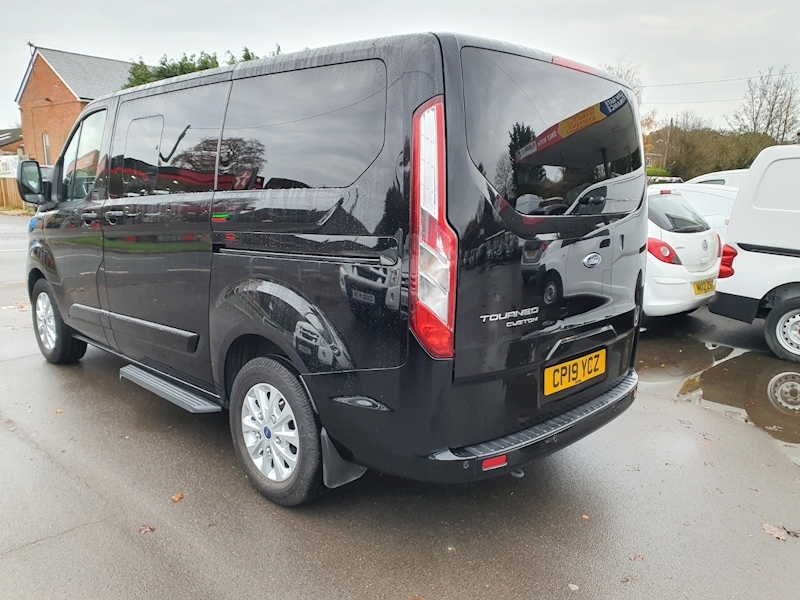 Ford Tourneo Custom Titanium 2.0 5dr Minibus Auto Diesel