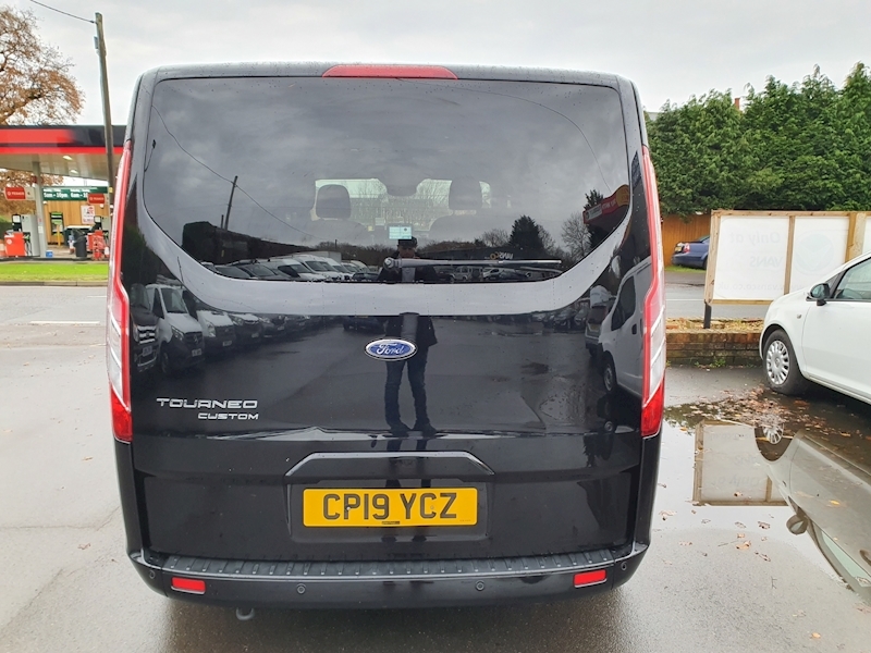 Ford Tourneo Custom Titanium 2.0 5dr Minibus Auto Diesel
