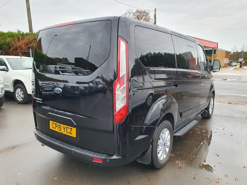 Ford Tourneo Custom Titanium 2.0 5dr Minibus Auto Diesel