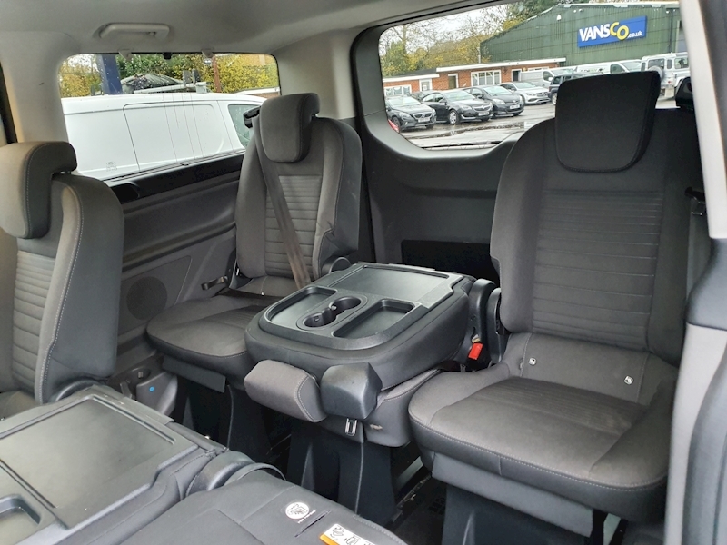 Ford Tourneo Custom Titanium 2.0 5dr Minibus Auto Diesel