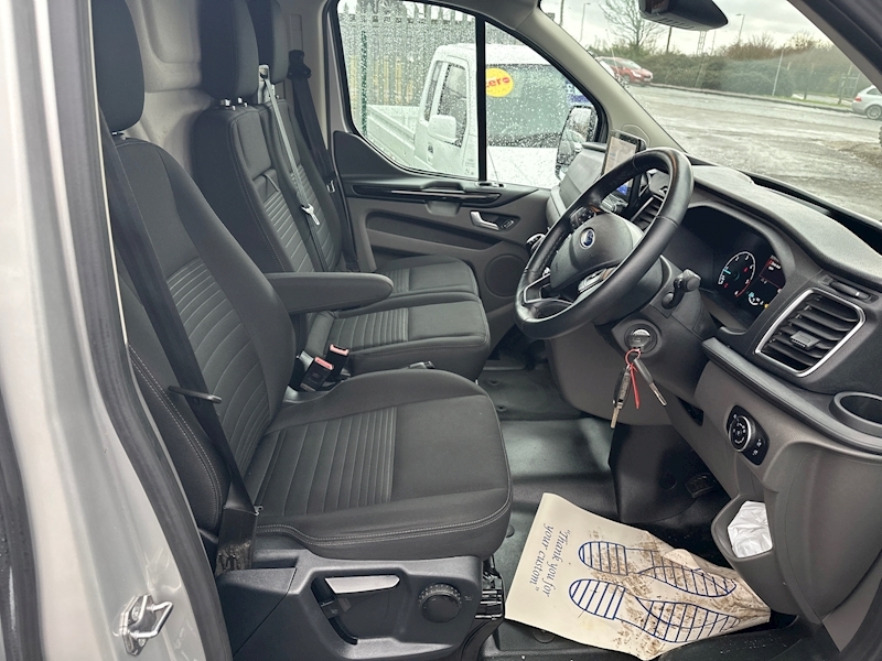 Ford 300 Limited P/V Ecoblue 2.0 5dr Panel Van Manual Diesel