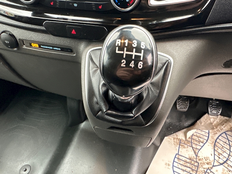 Ford 300 Limited P/V Ecoblue 2.0 5dr Panel Van Manual Diesel