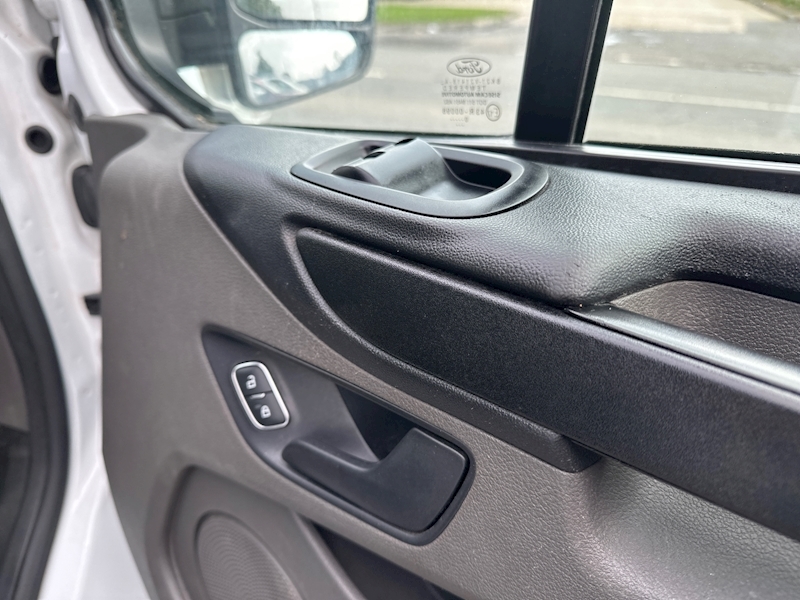 Ford 2.0 300 EcoBlue Leader Panel Van 5dr Diesel Manual L1 H1 Euro 6 (s/s) (105 ps)