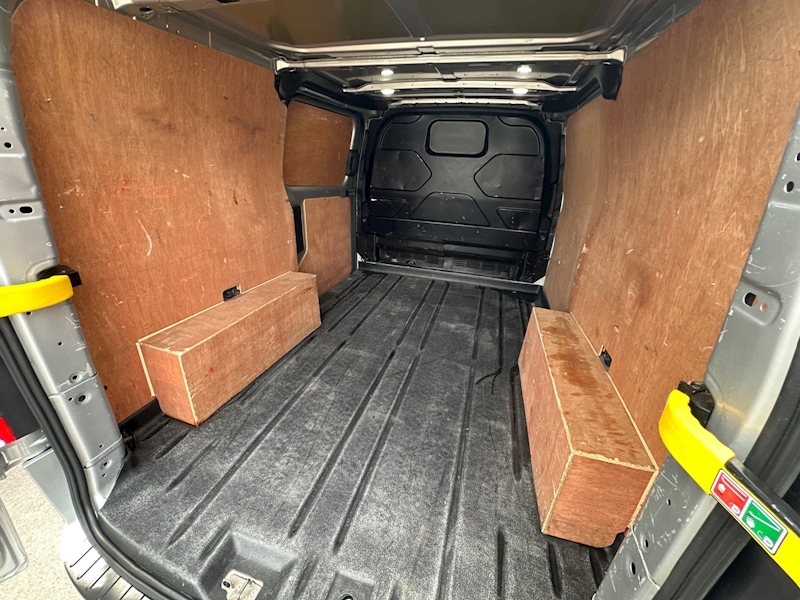 Ford 300 EcoBlue Limited Panel Van 2.0 Manual Diesel