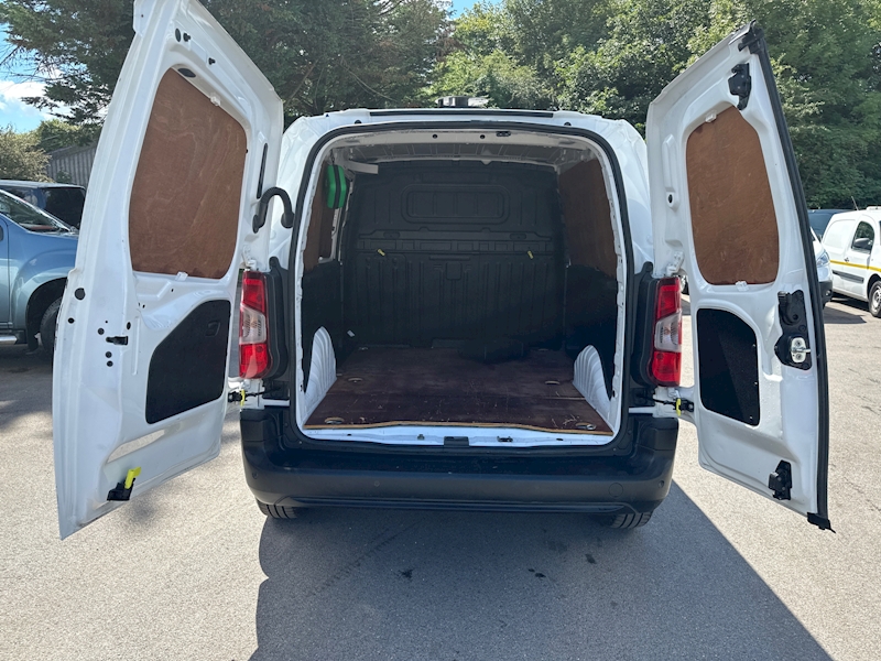 Peugeot BlueHDi 1000 Professional Panel Van 1.6 Manual Diesel