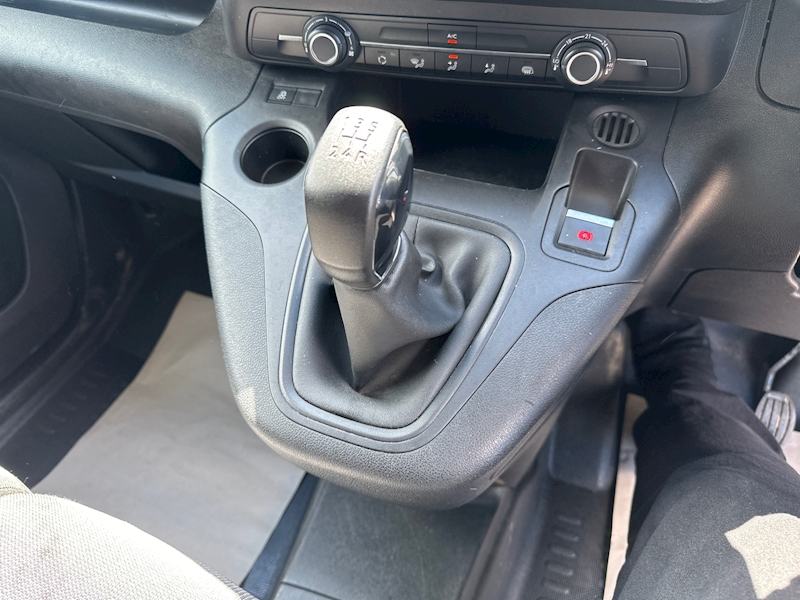 Peugeot BlueHDi 1000 Professional Panel Van 1.6 Manual Diesel