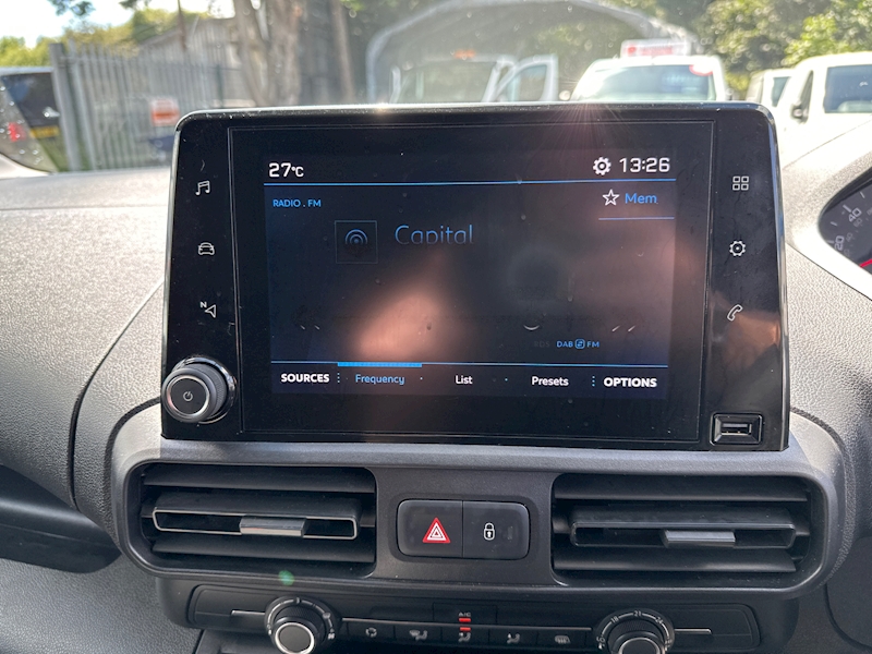 Peugeot BlueHDi 1000 Professional Panel Van 1.6 Manual Diesel