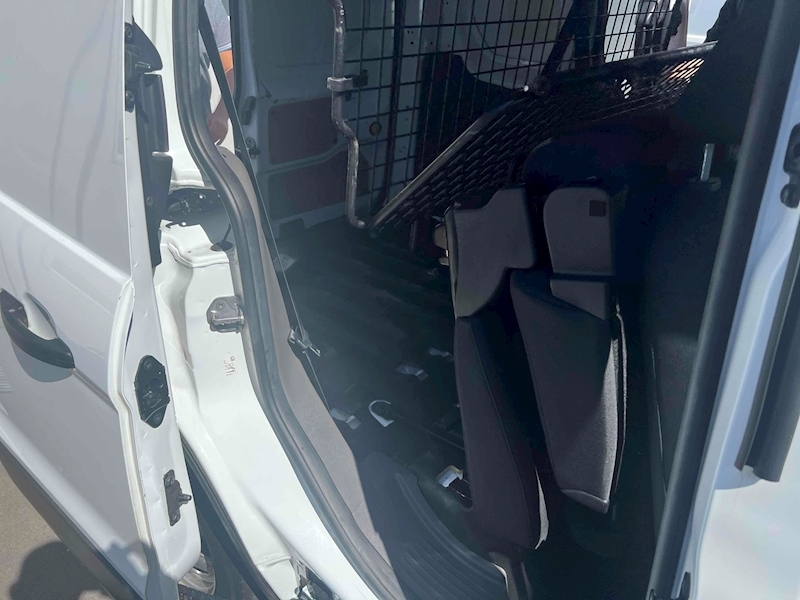 Ford 220 EcoBlue Combi Van 1.5 Manual Diesel Combi Van Manual Diesel Combi Van Manual Diesel