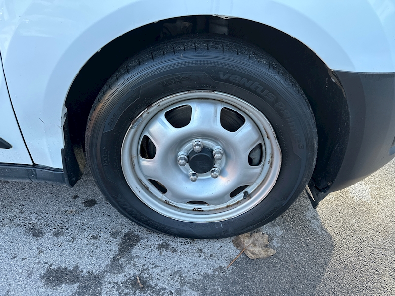 Ford 1.5 220 EcoBlue DCIV 6dr Diesel Manual Euro 6 (s/s) (75 ps)