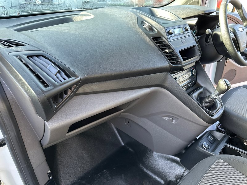 Ford 1.5 220 EcoBlue DCIV 6dr Diesel Manual Euro 6 (s/s) (75 ps)