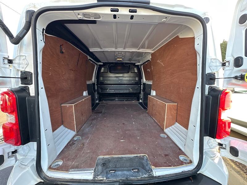 Vauxhall 1.5 Turbo D 2900 Sportive Panel Van 5dr Diesel Manual L2 H1 Euro 6 (s/s) (100 ps)