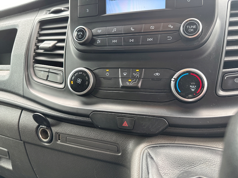 Ford 2.0 350 EcoBlue Leader Panel Van 5dr Diesel Manual RWD L3 H2 Euro 6 (s/s) (130 ps)