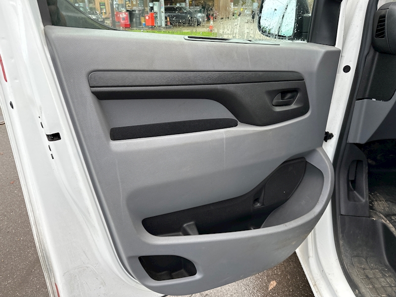 Vauxhall 1.5 Turbo D 2900 Edition Panel Van 5dr Diesel Manual L2 H1 Euro 6 (s/s) (100 ps)