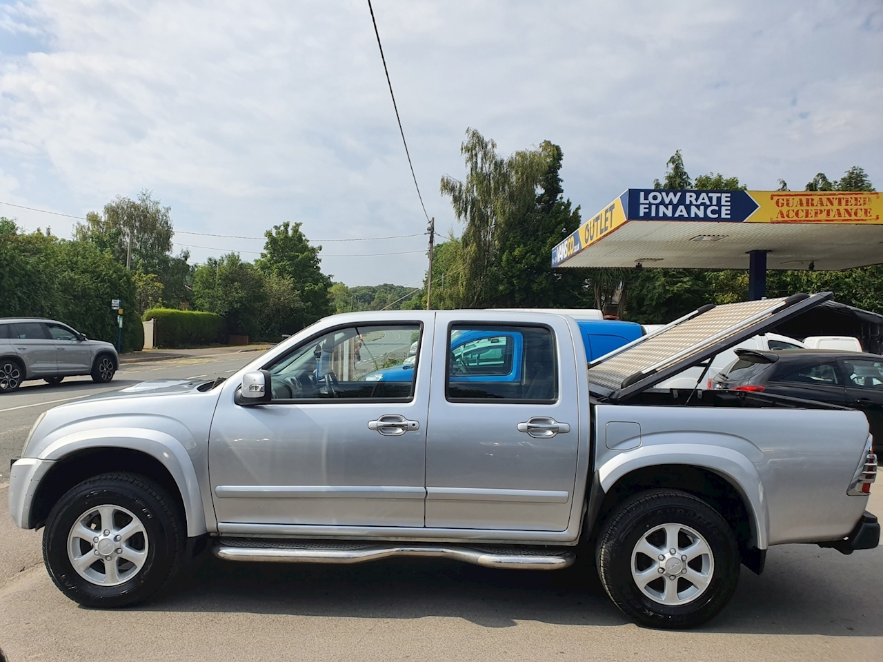 Isuzu Rodeo 2007 Used 2007 Isuzu Rodeo Denver Max For Sale in Hampshire (U7362) | Vansco Ltd