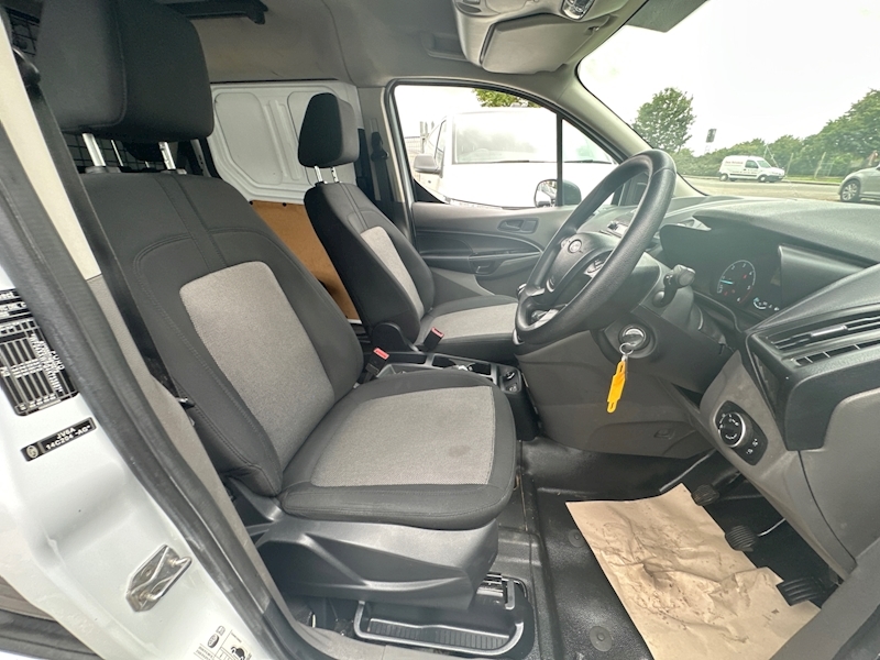 Ford 220 EcoBlue Combi Van 1.5 Manual Diesel Combi Van Manual Diesel Combi Van Manual Diesel