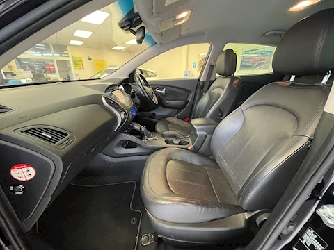 2.0 CRDi Premium SUV 5dr Diesel Auto 4WD Euro 5 (134 bhp)