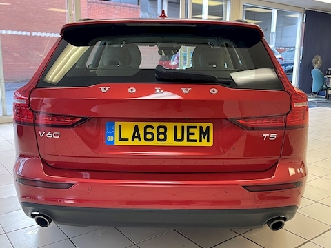 2.0 T5 Momentum Pro Estate 5dr Petrol Auto Euro 6 (s/s) (250 ps)