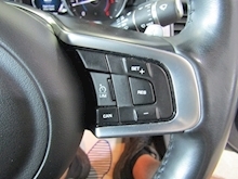 Jaguar XF d R-Sport - Thumb 18
