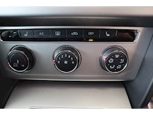 Volkswagen Passat TDI BlueMotion Tech SE Business - Thumb 12