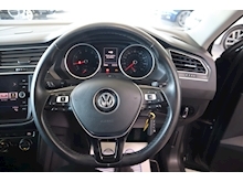 Volkswagen Tiguan TSI EVO SE Navigation - Thumb 11