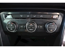 Volkswagen Tiguan TSI EVO SE Navigation - Thumb 12