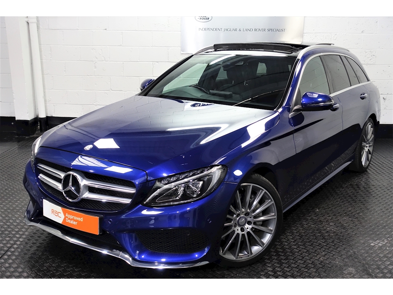 used-2016-mercedes-benz-c-class-c250-d-amg-line-premium-plus-estate-2-1