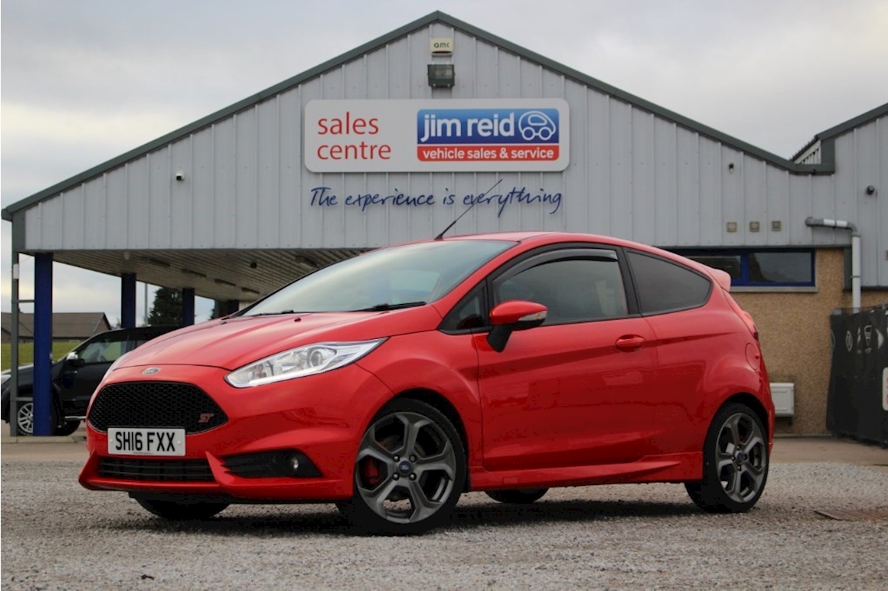 Used 2016 Ford Fiesta St 2 Hatchback 1 6 Manual Petrol For In Description Ref 41 The Ford Fiesta St