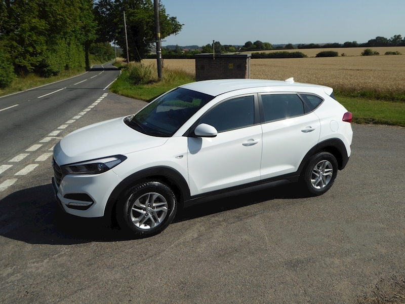 Hyundai Tucson Crdi S Blue Drive Estate 1.7 Manual Diesel