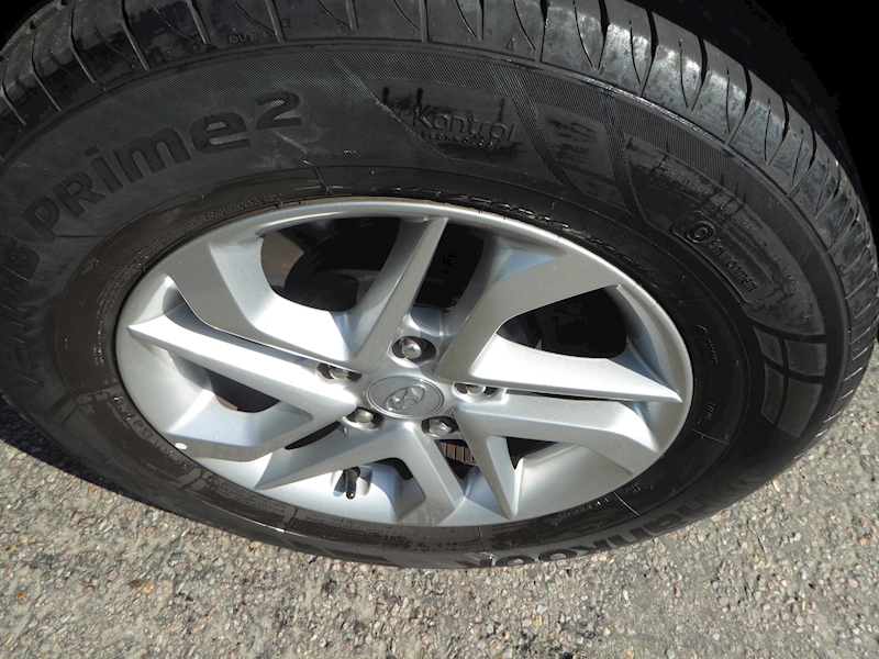 Hyundai Tucson Crdi S Blue Drive Estate 1.7 Manual Diesel